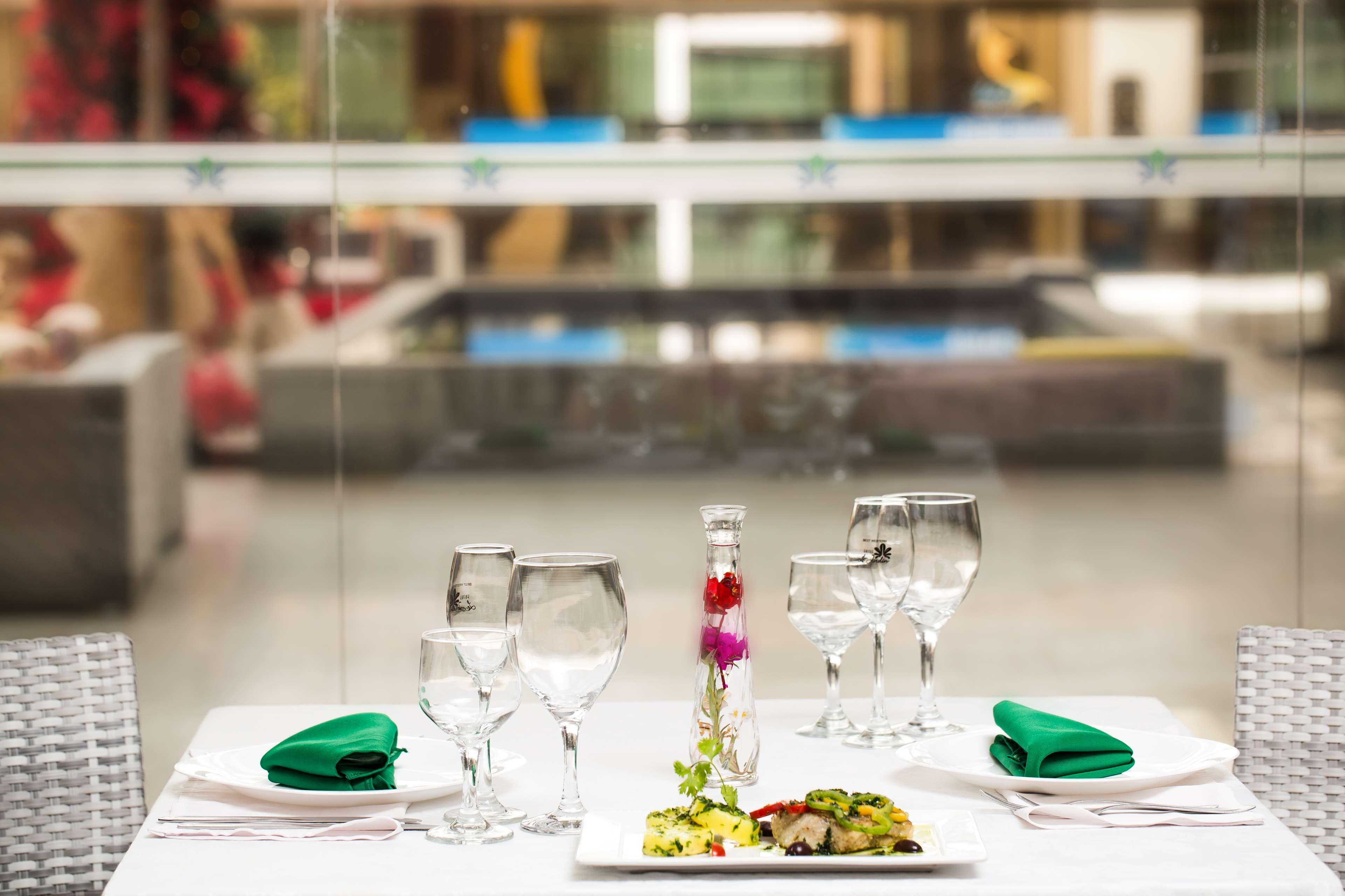 Hotel Western Le Jardin 4*